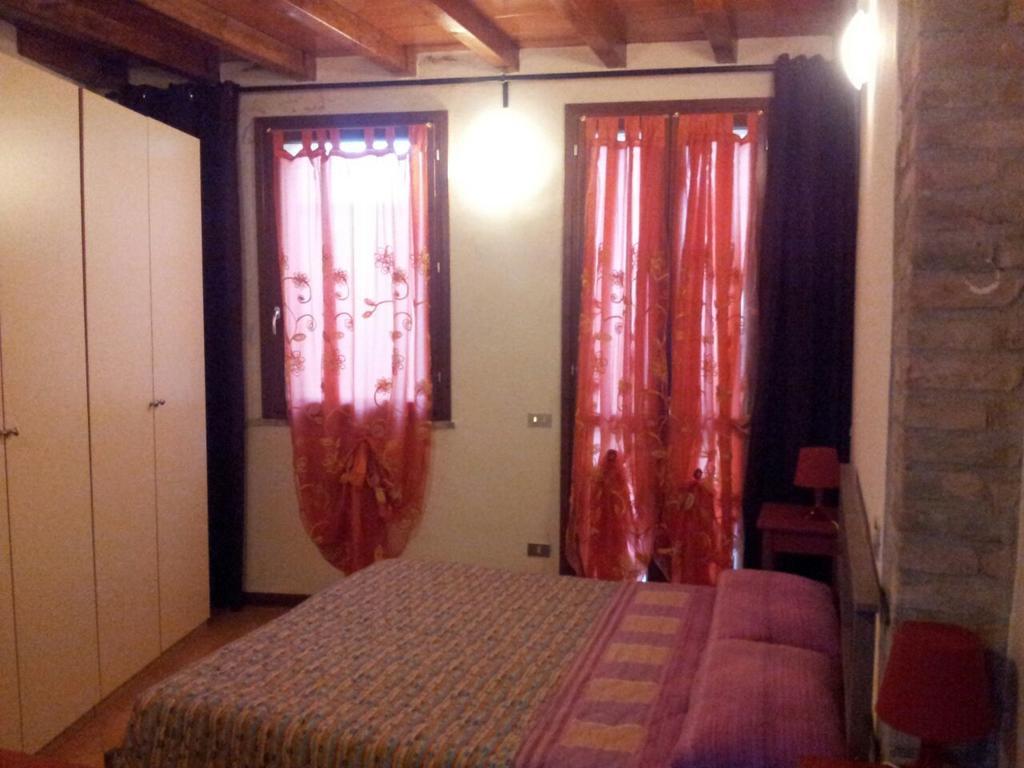 Via Toscana House Parma Oda fotoğraf